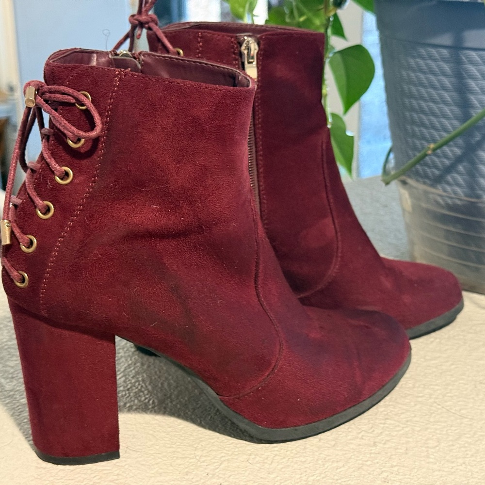 Elegant Burgundy Heeled Boots